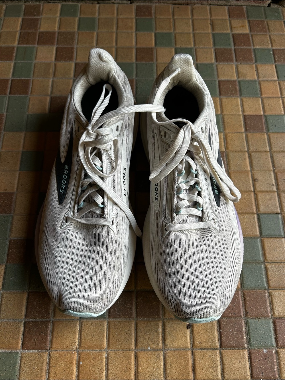 Brooks Revel 8 Road Running Sneaker